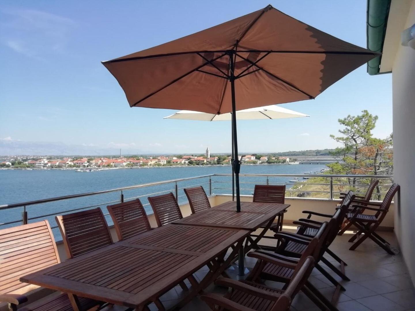נין Apartments Ljilja מראה חיצוני תמונה