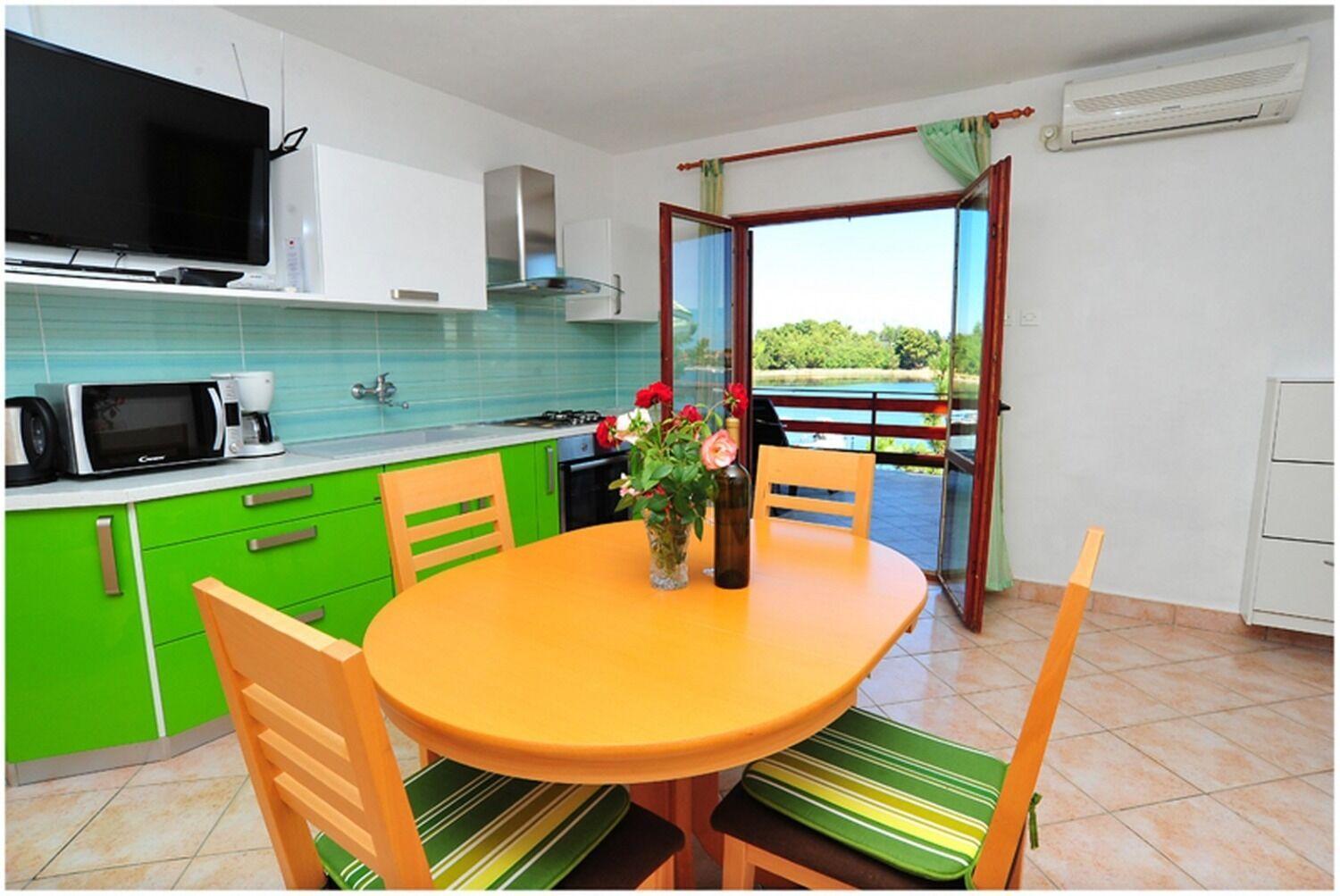 נין Apartments Ljilja מראה חיצוני תמונה