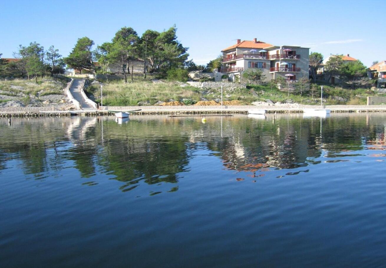 נין Apartments Ljilja מראה חיצוני תמונה